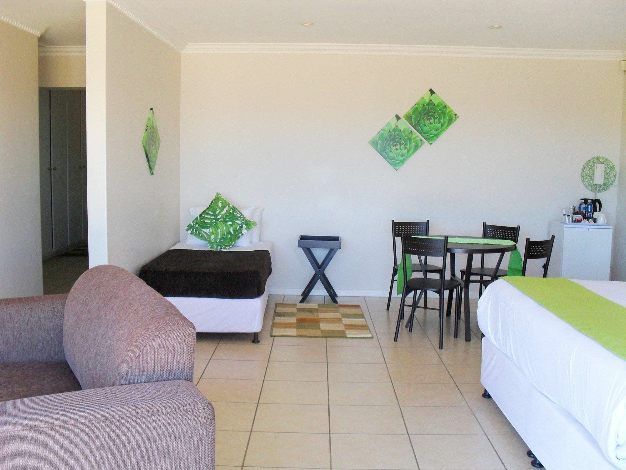 8 Royal Palm B&B Umhlanga Rocks Exterior foto